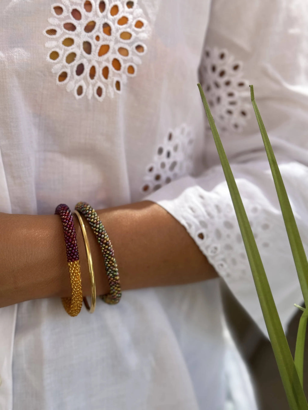 Bangle bracelet - Gold